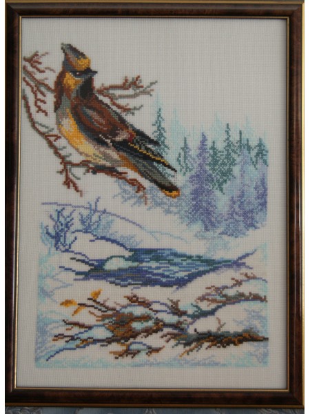 Картина «Зимова птах» вишита хрестом ручної роботи 34х24 см