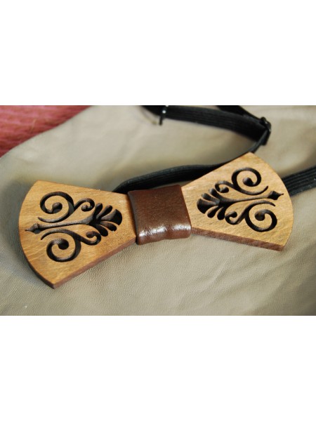 Дерев'яна метелик краватка Розпис коричневий ручної роботи