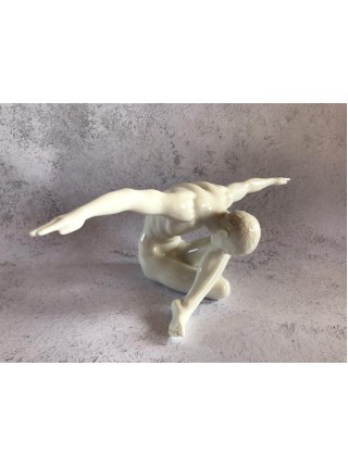 Статуетка декоративна Atlet 13,5х40 см Unicorn Studio AL86327