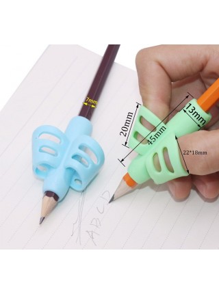 Тримач насадка на ручку для корекції письма SUNROZ навчальний тренажер для формування почерку 2 шт M5